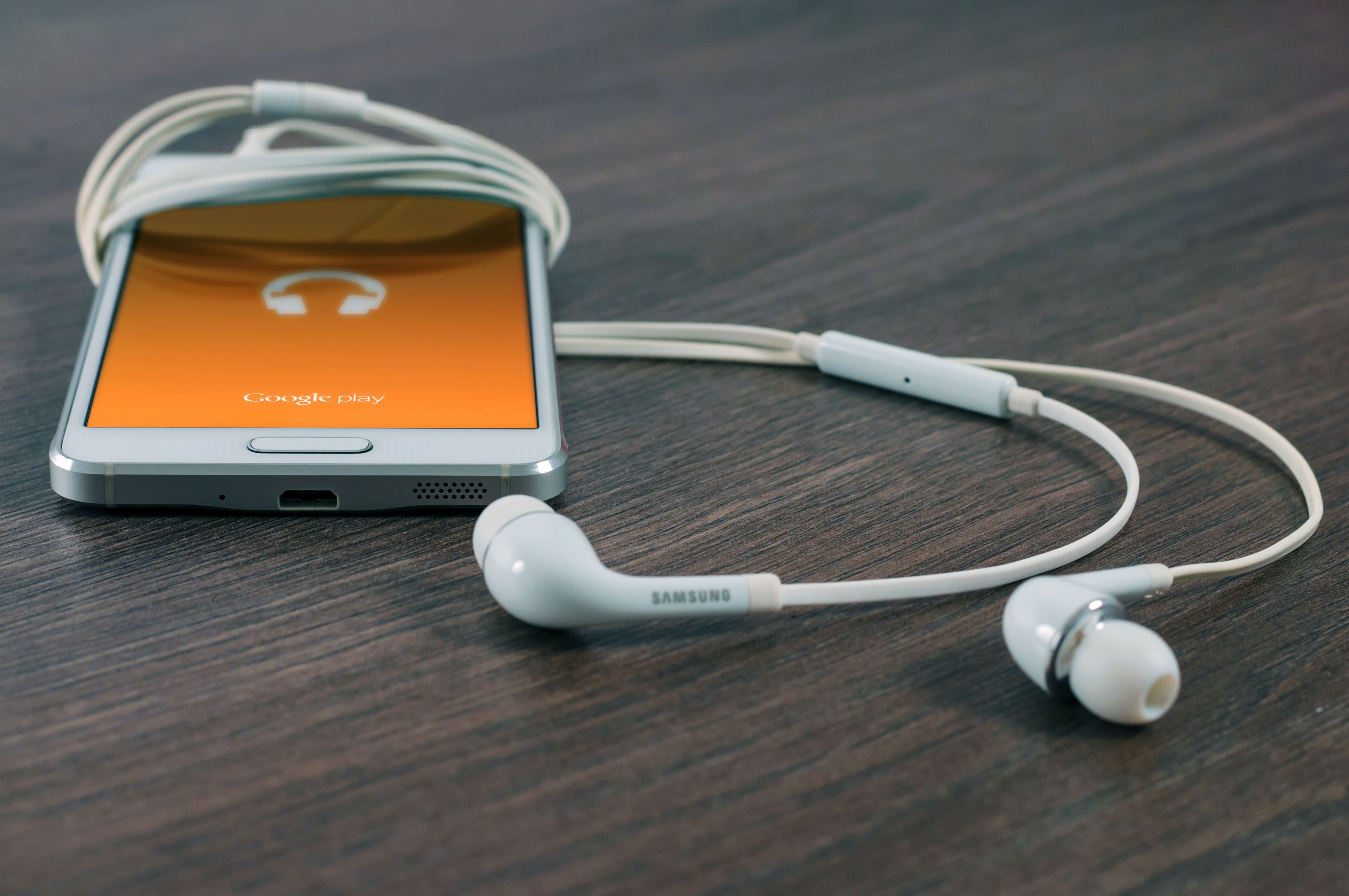 Spotify美國付費訂閱戶破4,400萬，Apple Music漲價會員不減反增